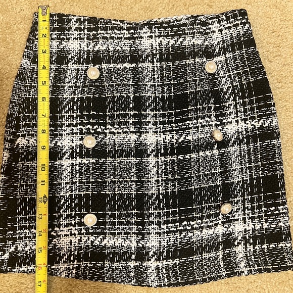 Classy black plaid pattern tweed skirt size S - Picture 4 of 6